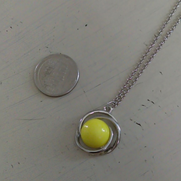 Yellow stone necklace - Picture 1 of 2
